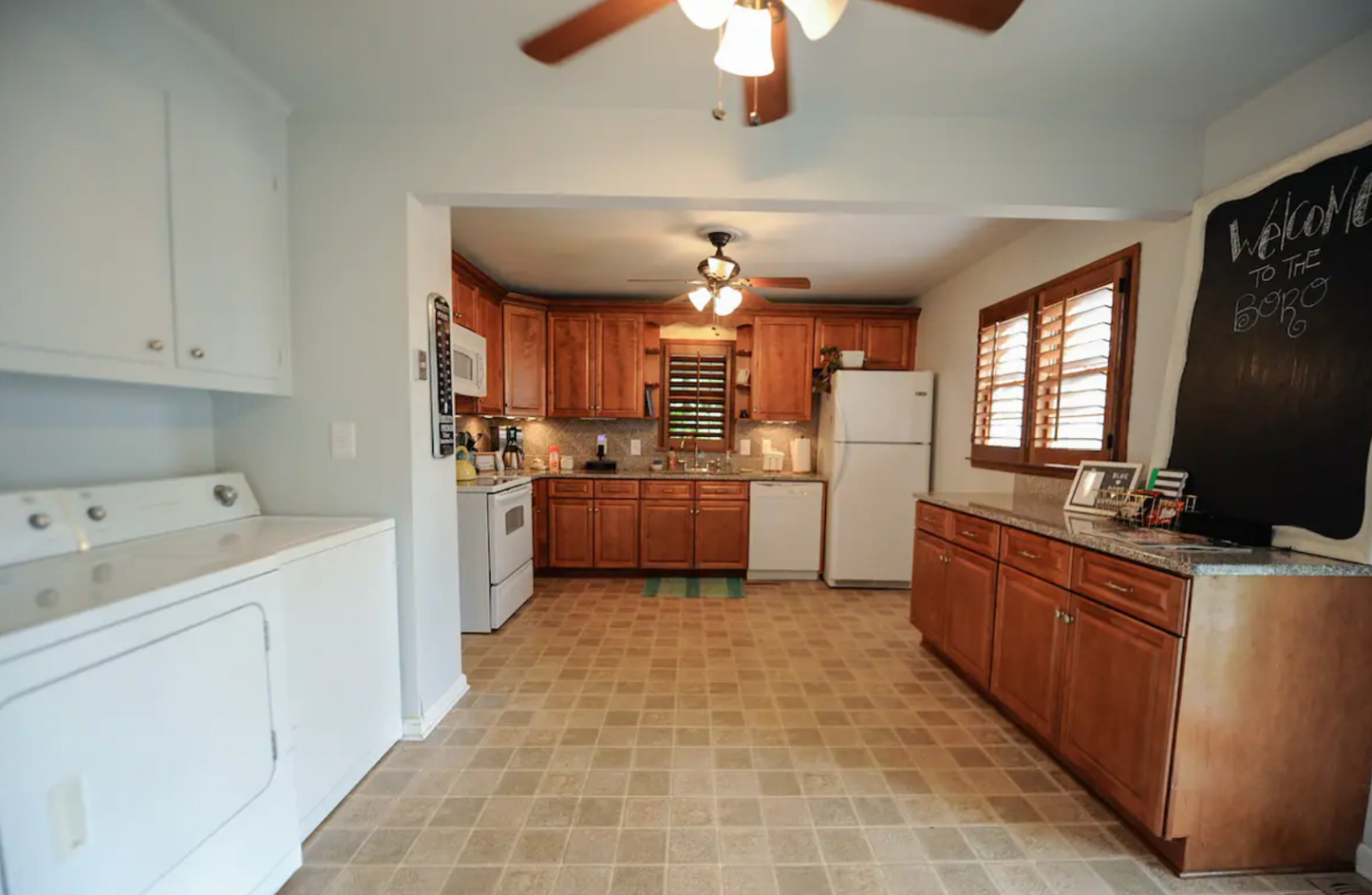 Blue Door Casa Grande & Babe Cave Stay